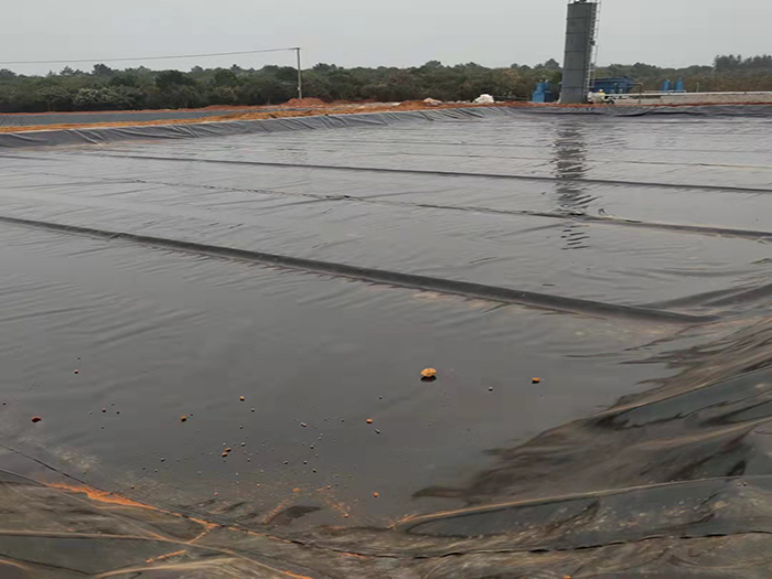 復合土工膜施工條件及施工中注意事項