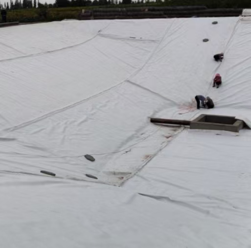 復合土工膜的生產工藝及用途